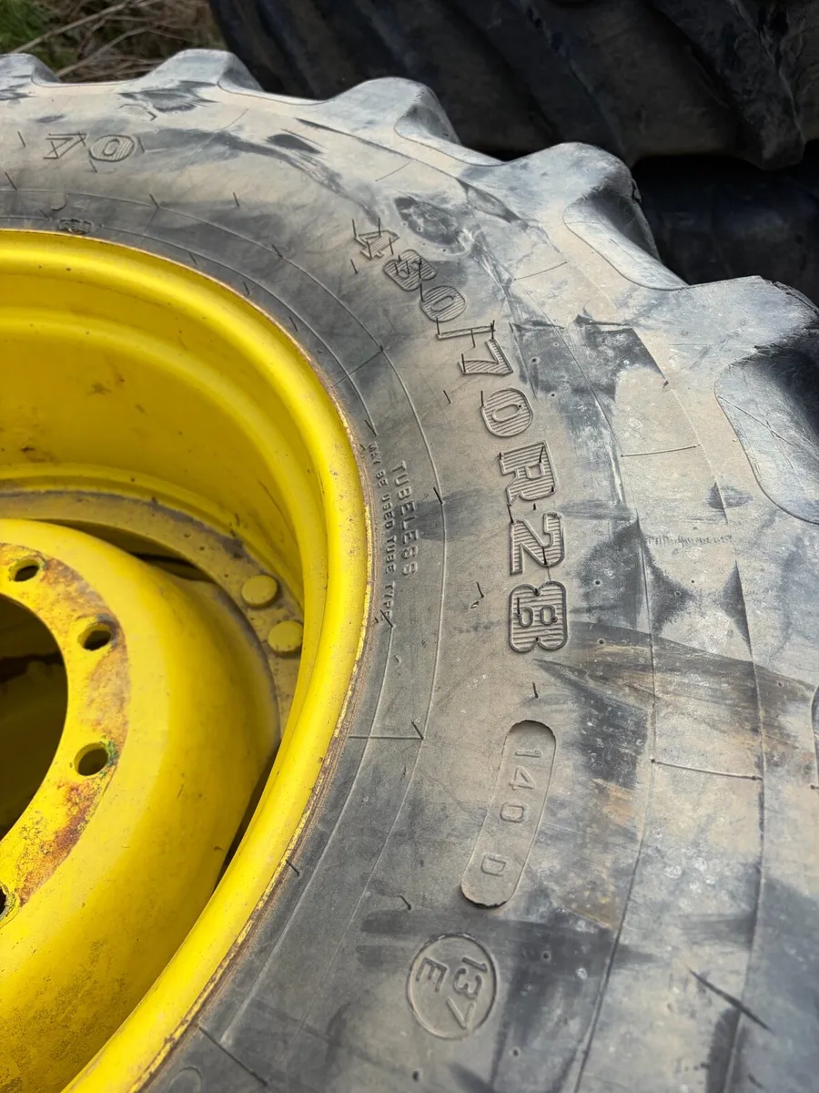 John Deere tractor tyres and rims - Image 3
