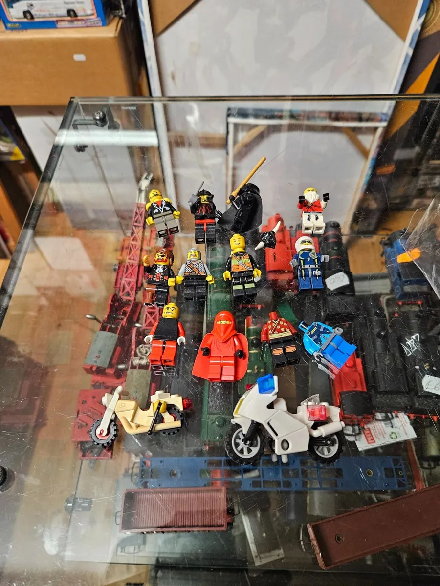 Star Wars Lego Figures - Image 1