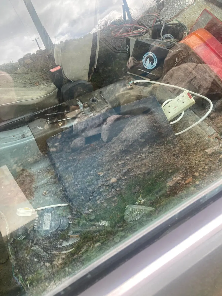 Two E30 BMW's - Image 4