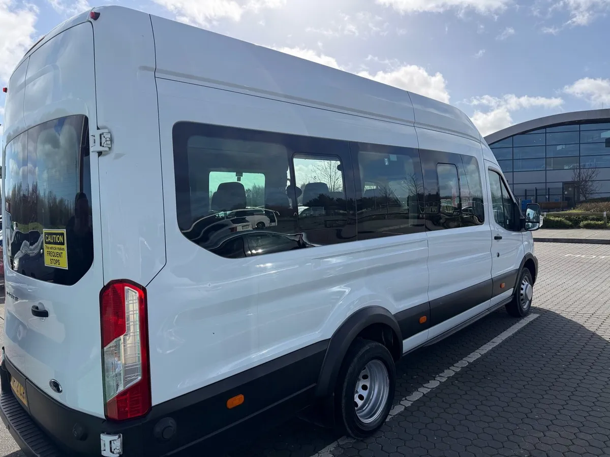 222 automatic Ford transit 17 seater - Image 4