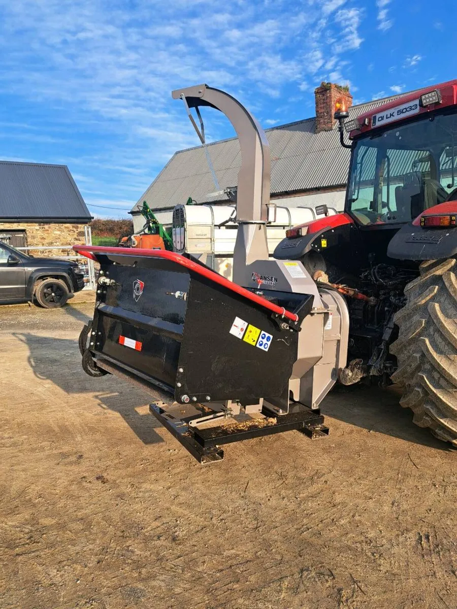 Jansen 8" wood chipper like new - Image 2