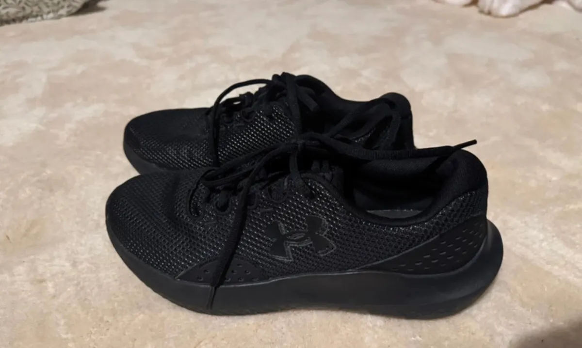 Under armour shoes - Image 2