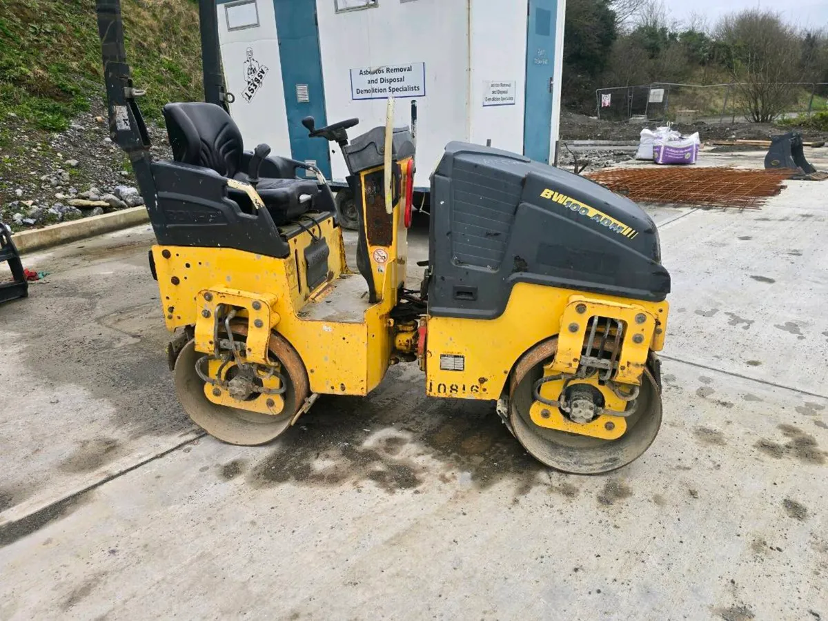 2013 Bomag 100 roller - Image 1