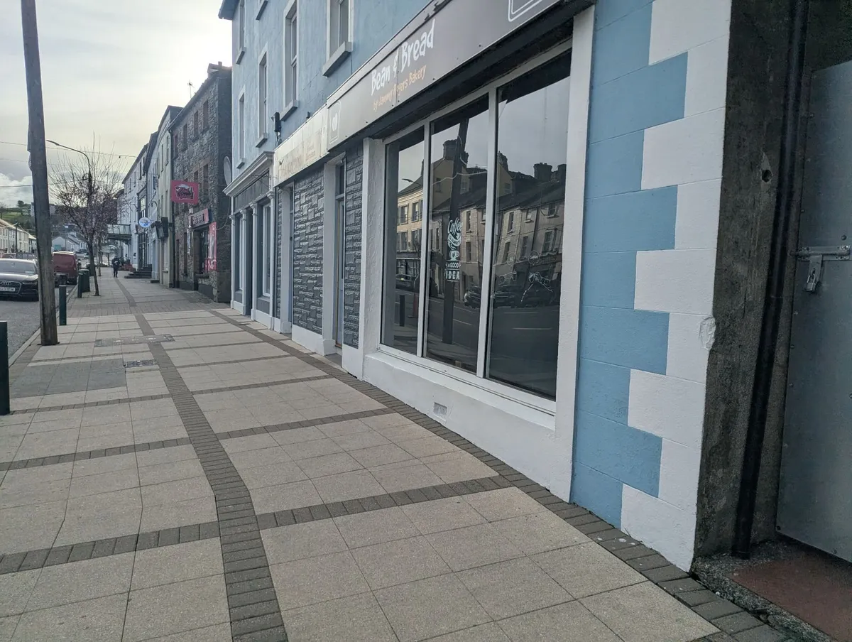 Established coffee shop for sale, Turnkey business - Image 1