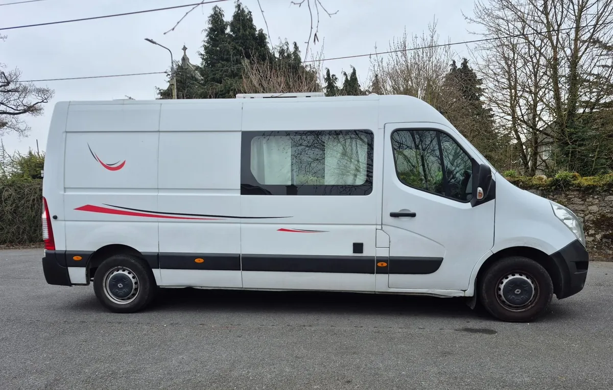 191 Renault Master Camper - Image 1