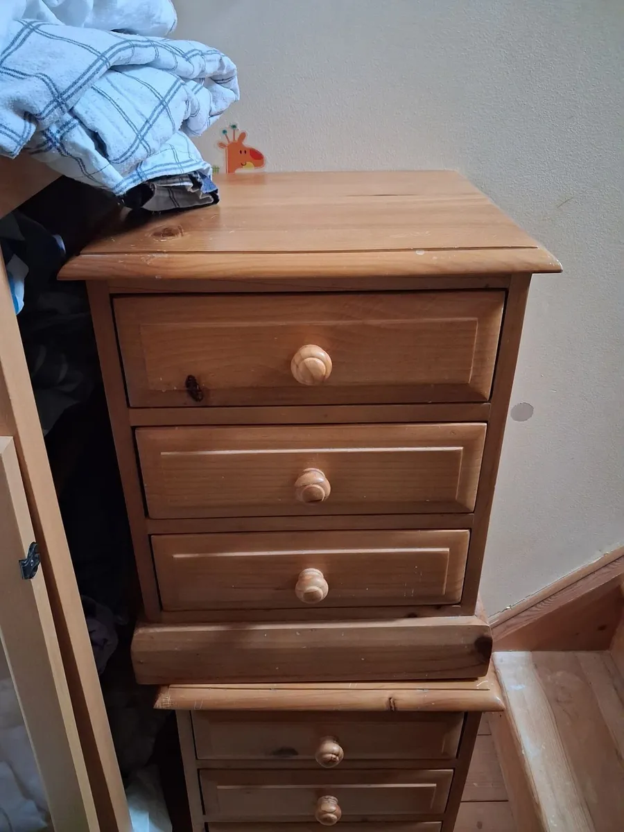 Two bedside lockers - Image 1