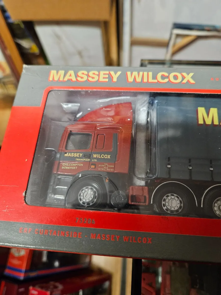 Corgi ERF Tractor Unit and Trailer 1.50 - Image 2