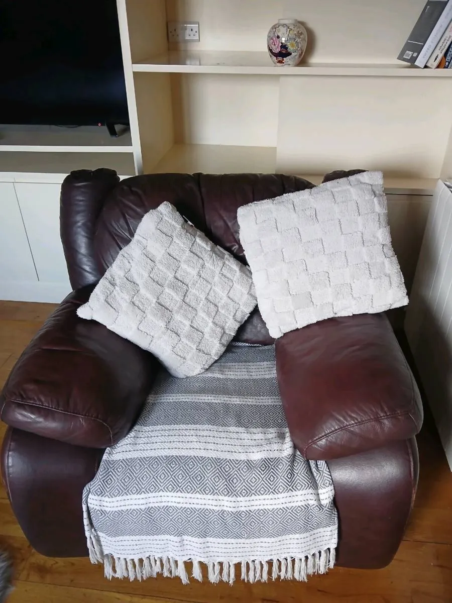 Couch with 2 armchair - Image 2