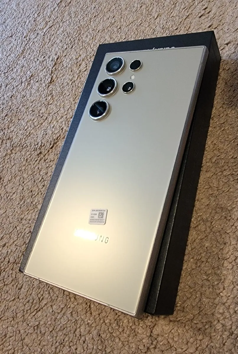 Samsung S24 Ultra and Samsung S23 Ultra - Image 4