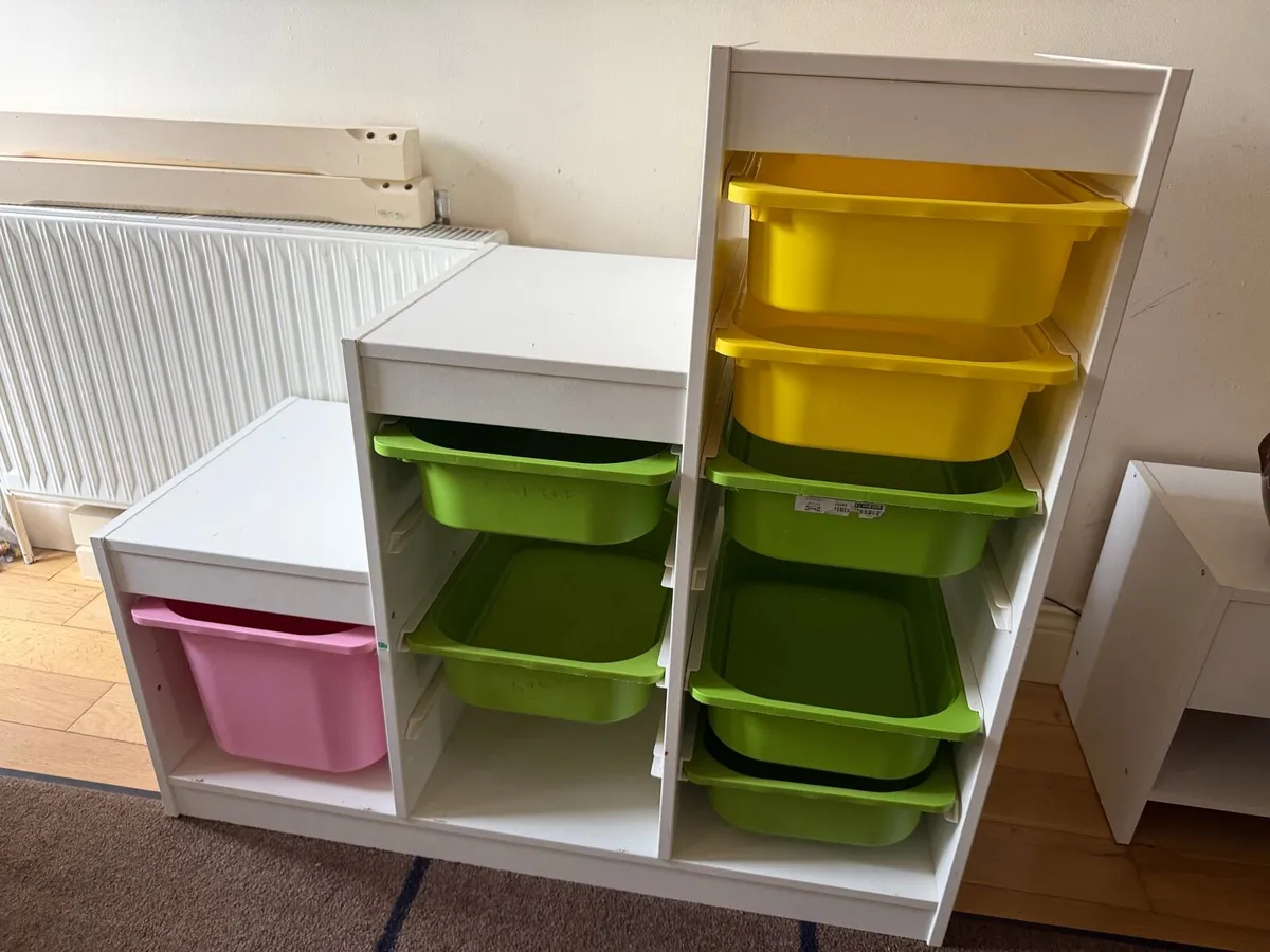 Trofast with boxes - Image 1