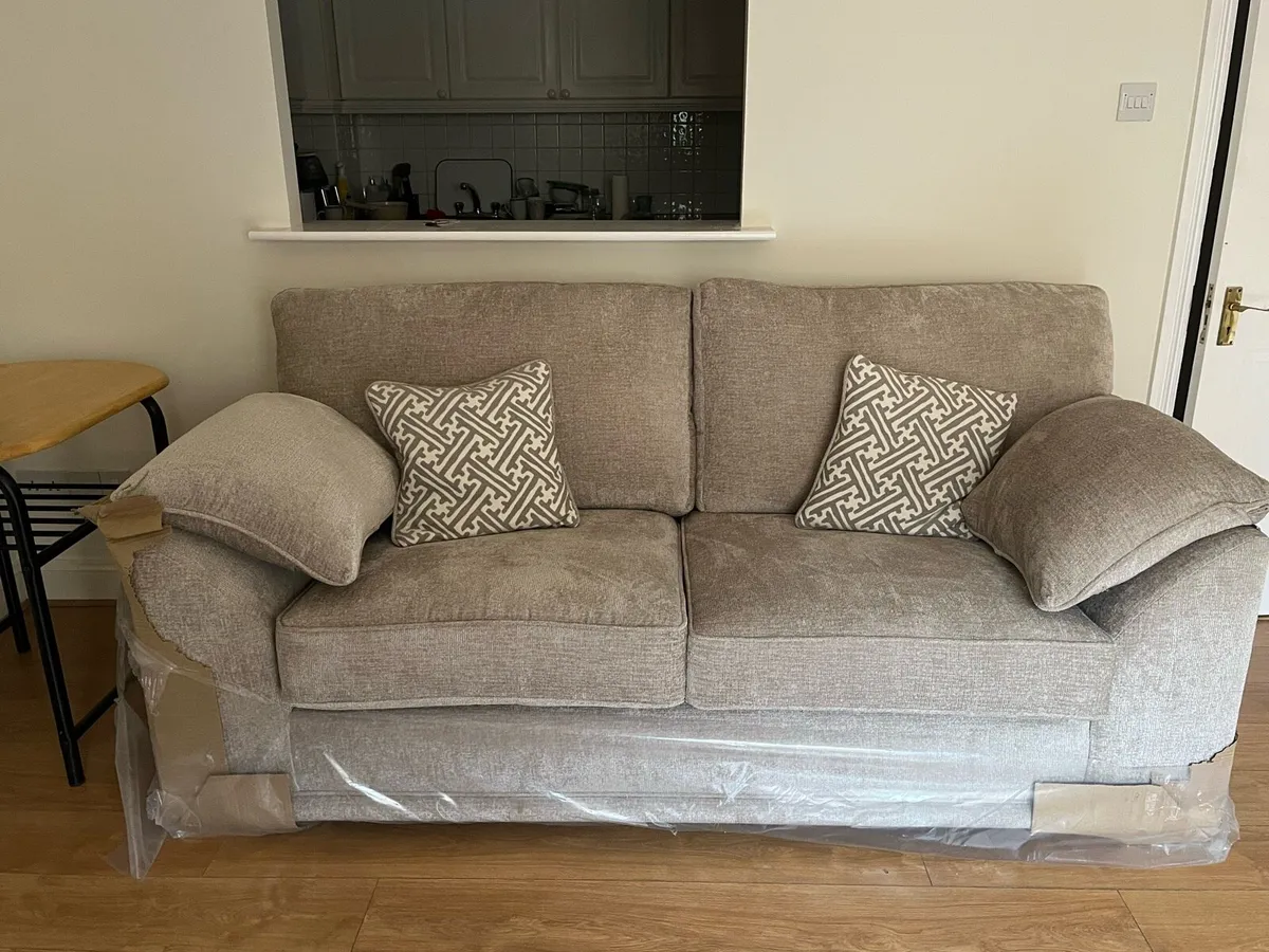 Brand new, unused 3 seater sofa - Image 3