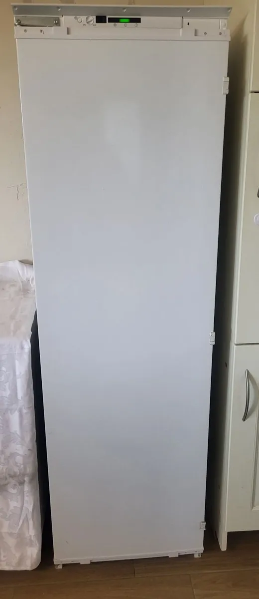 Beko Integrated Tall Larder Fridge - Image 2