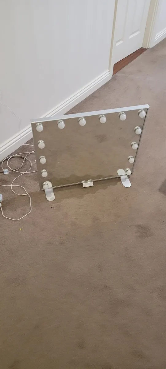 Hollywood mirror - Image 4