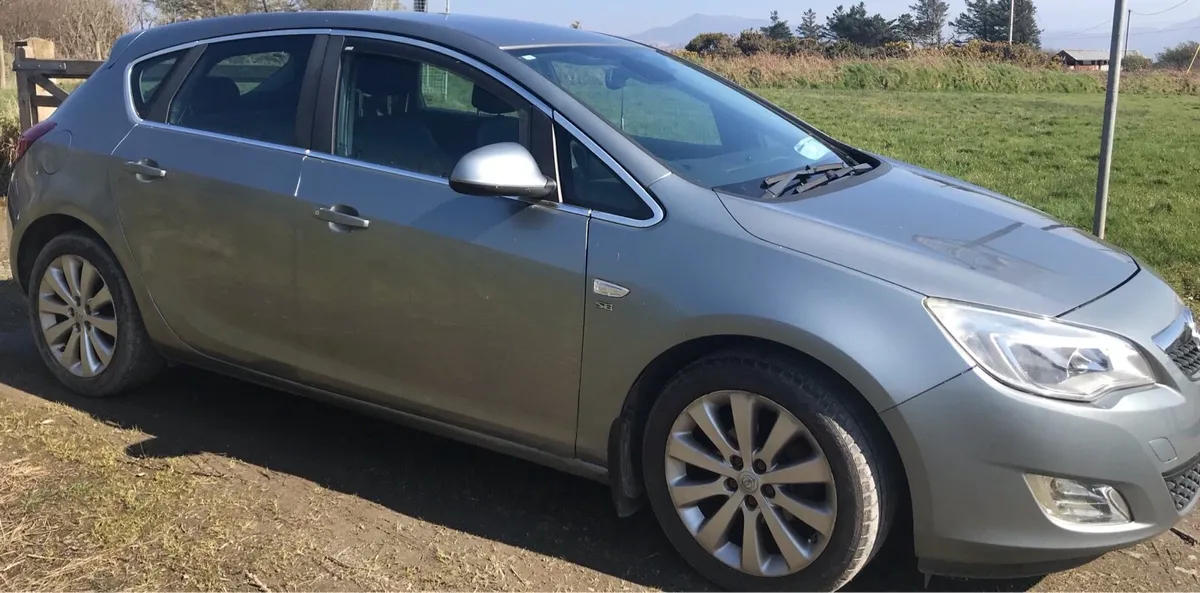 2011 Opel Astra - Image 3