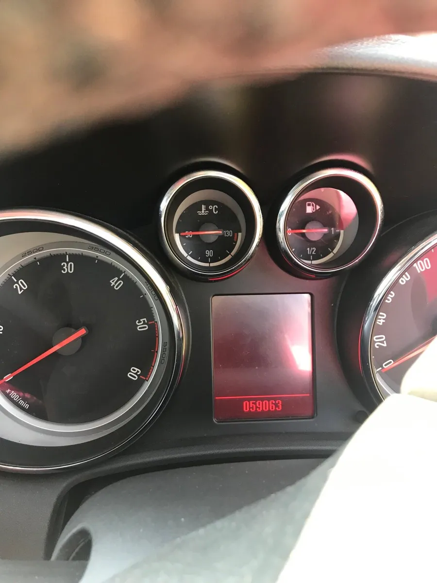 2011 Opel Astra - Image 4