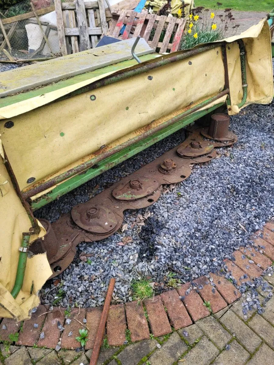 Krone AM 243 CV 8 foot Conditioner Mower - Image 3