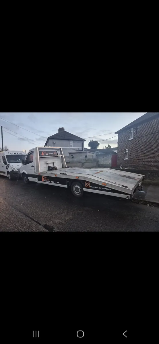 2009 MERCEDES TOW TRUCK DOE - Image 4