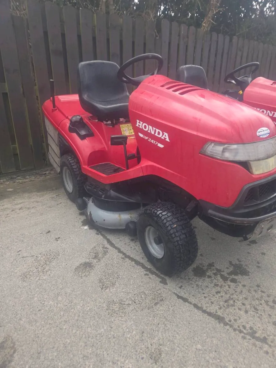 Ride on mowers - Image 2