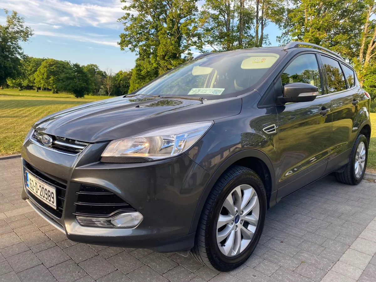Ford Kuga fresh DOE 4 seats low km - Image 3