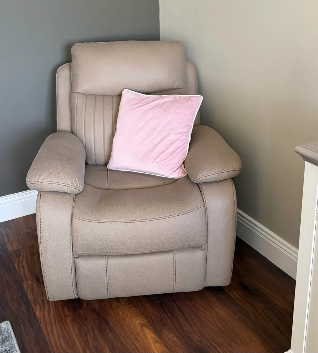 BRAND NEW SUITE - Image 1