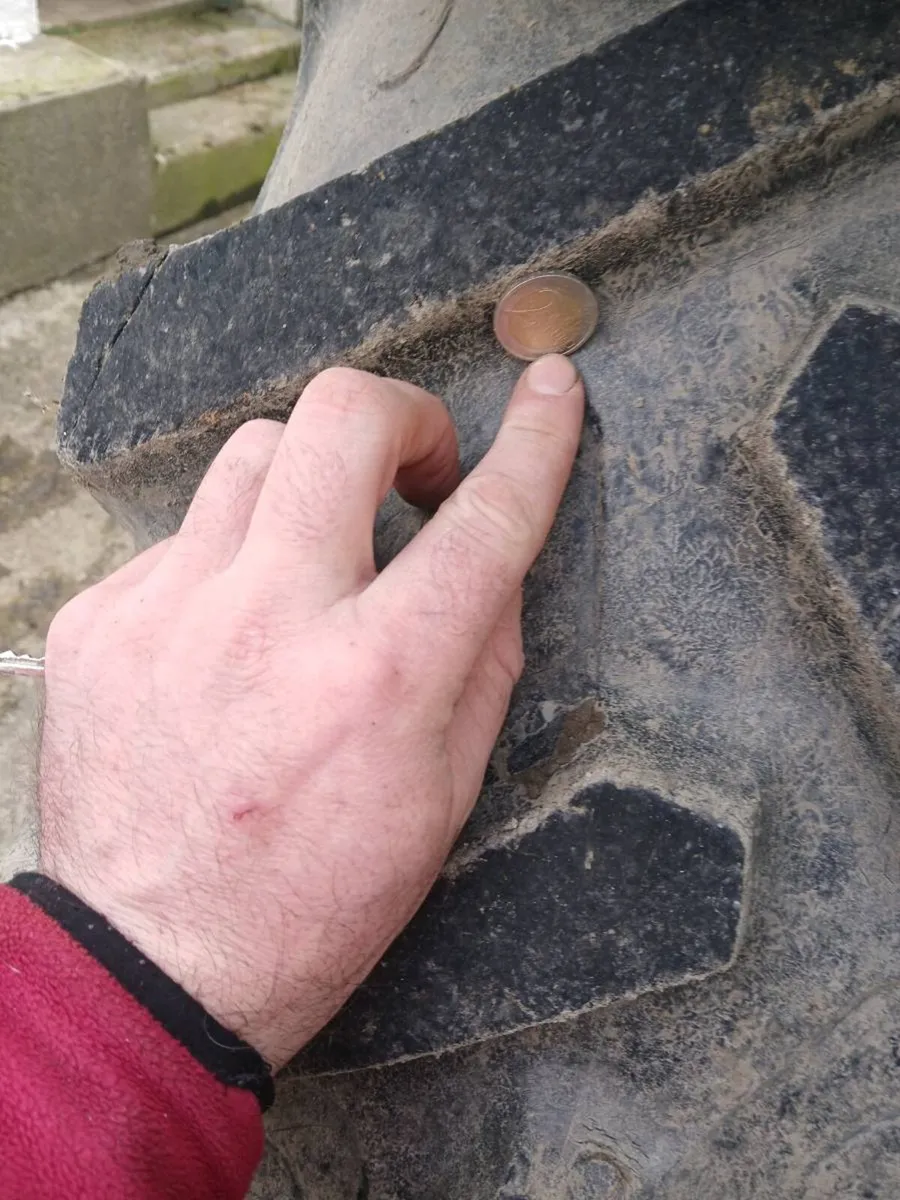 4 tractor tyres - Image 1