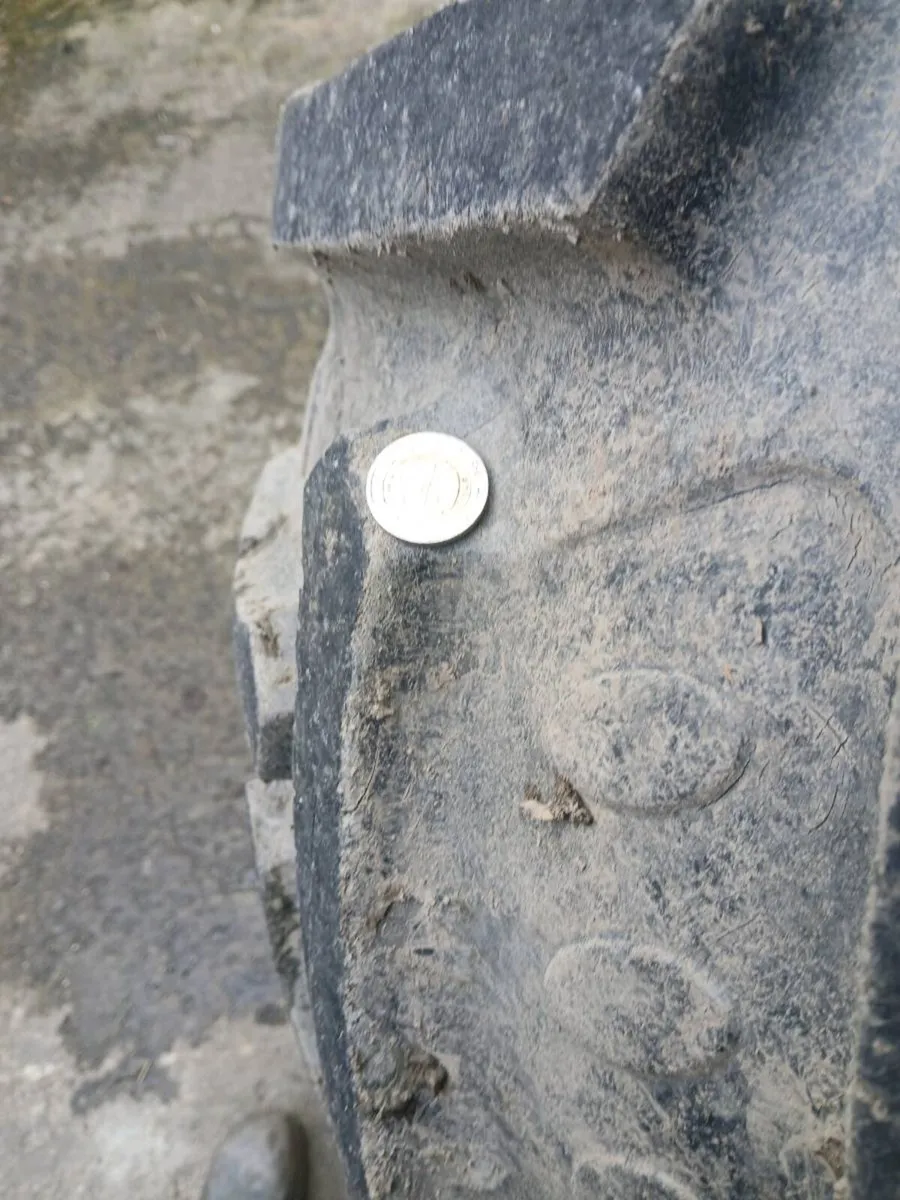 4 tractor tyres - Image 4