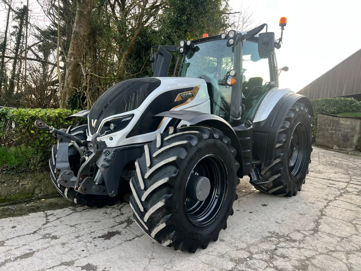 2019 Valtra T234 Unlimited - Image 2
