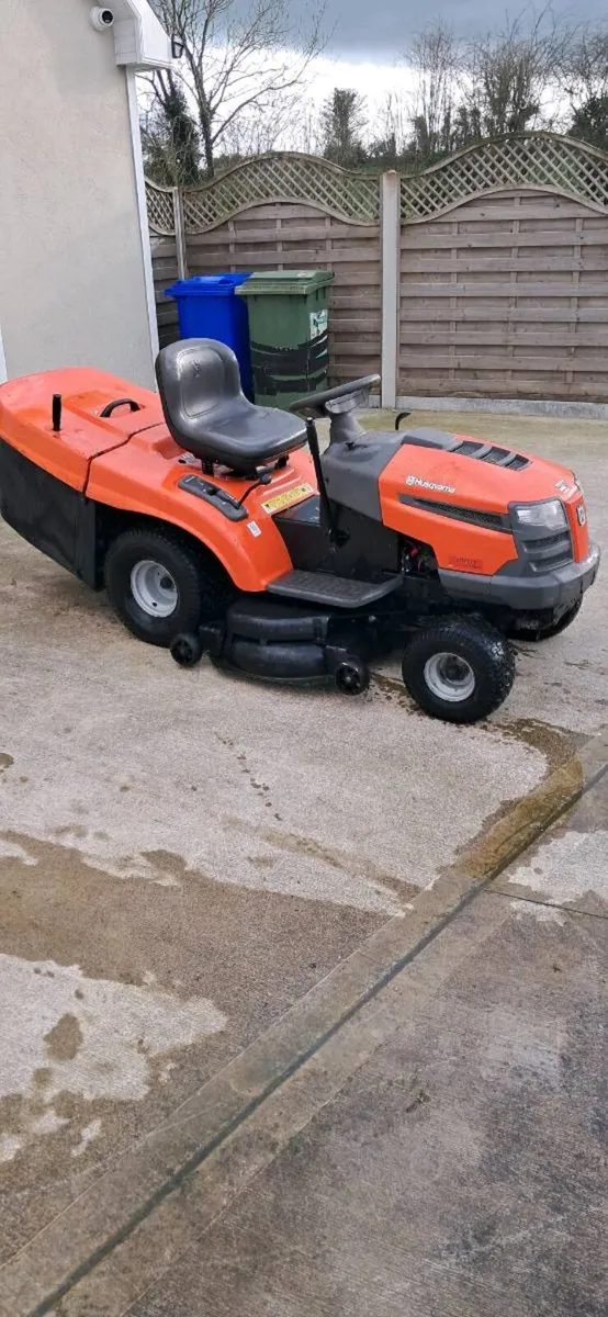 Husqvarna ride on - Image 4