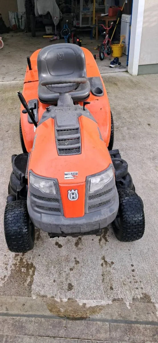 Husqvarna ride on - Image 1