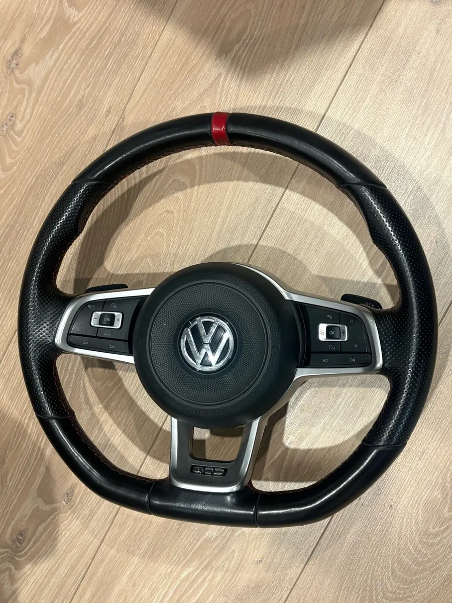 Gtd mk 7 steering wheel - Image 2