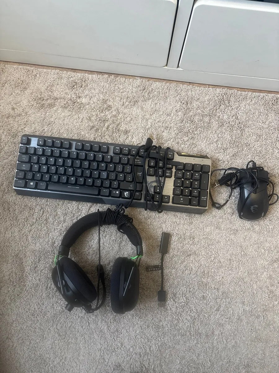 MSI Mouse/Keyboard with Razer Blackshark Headset