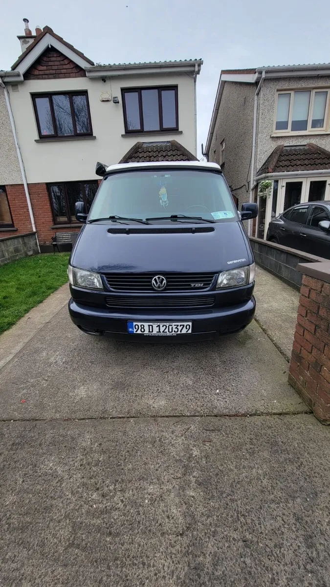 Volkswagen Caravelle Camper - Image 2