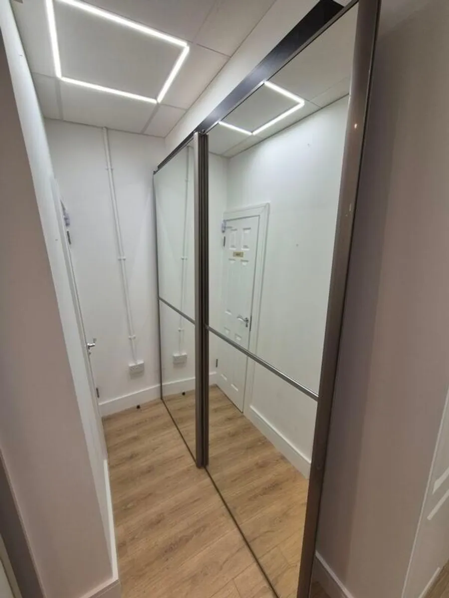 wardrobe sliding doors - Image 2