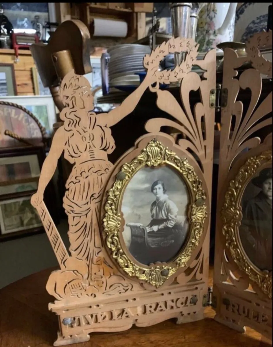 early 1900s fretwork photo frame - Image 4