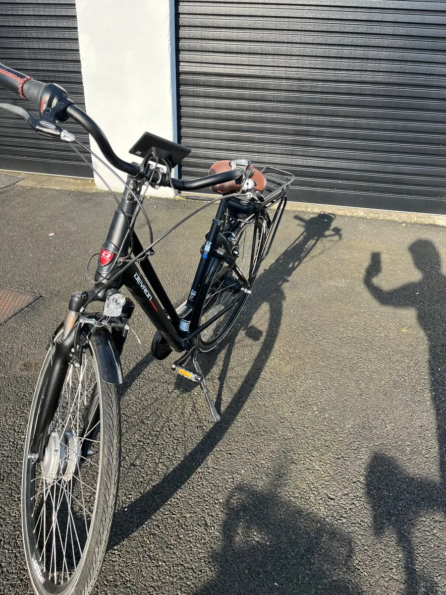 Ladies Electric bike - Image 2