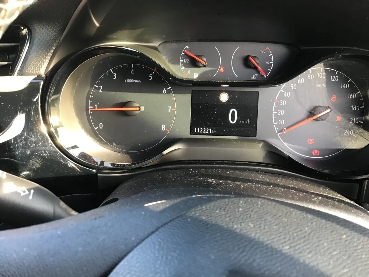 201 opel corsa - Image 2