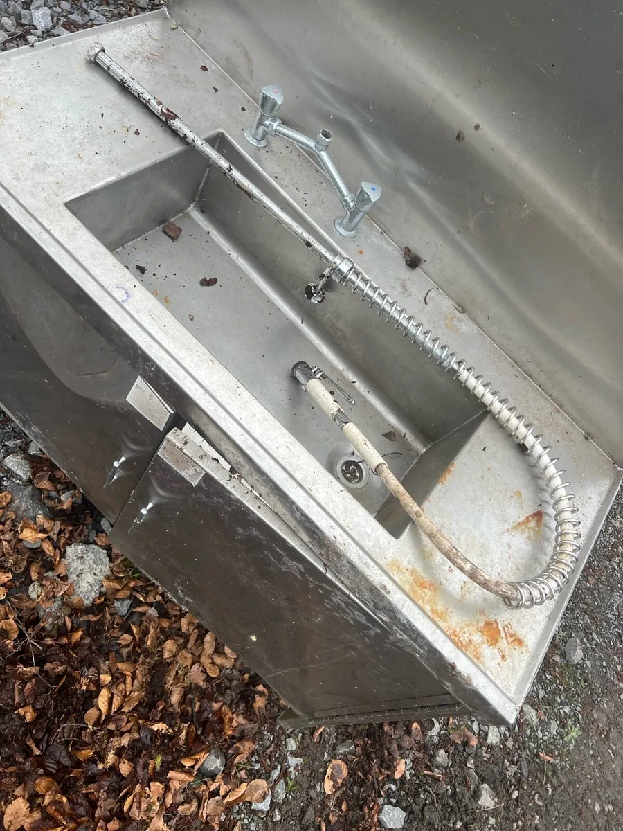 Stainless steel sink - Image 2