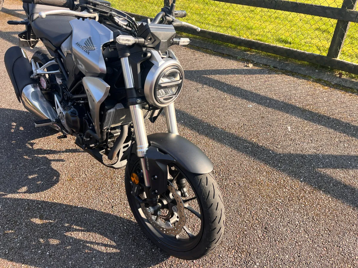 2018 Honda CB300R - Image 2