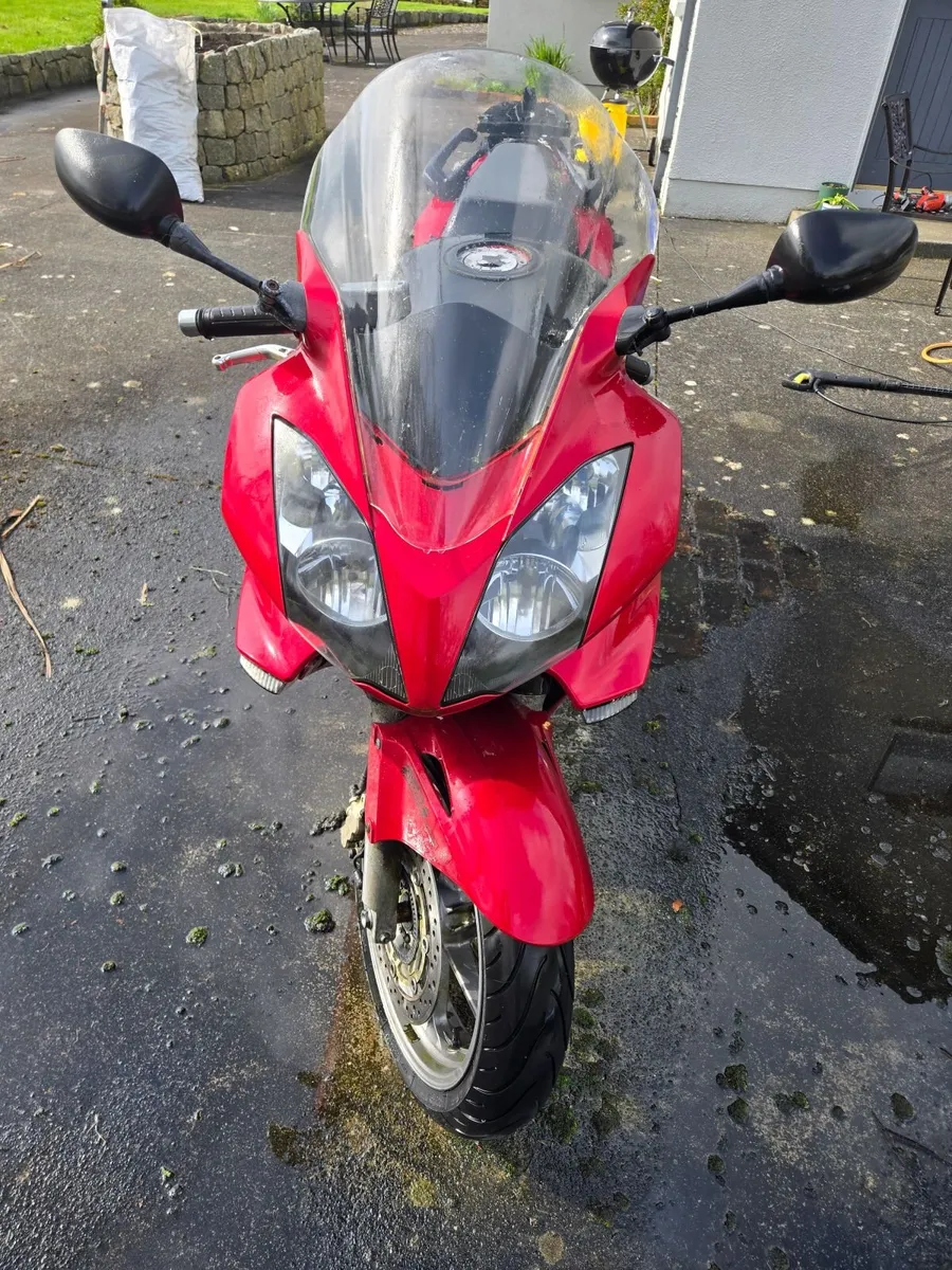 Honda VFR 2007 - Image 2