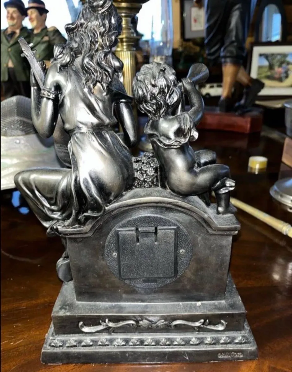 Vintage Juliana Clock - Image 2