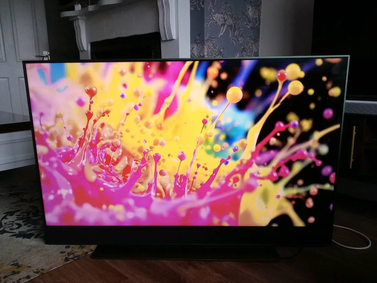 65" Sky Glass TV QLED - Image 2