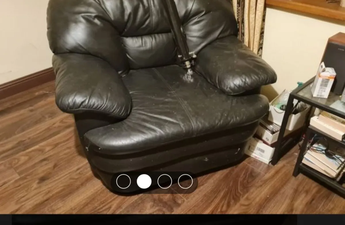 Free sofa  3+1+1 - Image 2