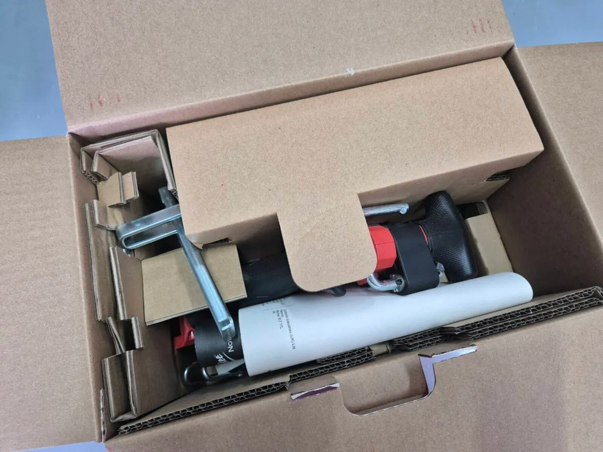 Milwaukee M18FCS552 FUEL Gen2 165mm Circular Saw B - Image 4