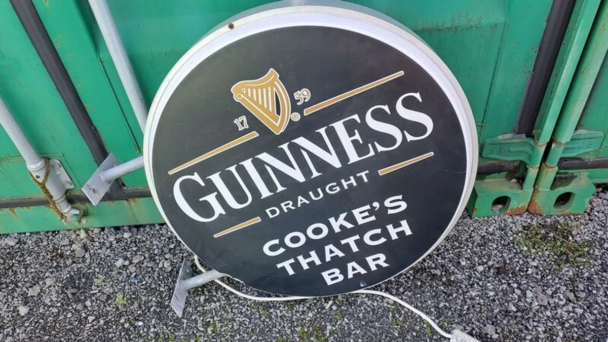 guinness light up sign - Image 3