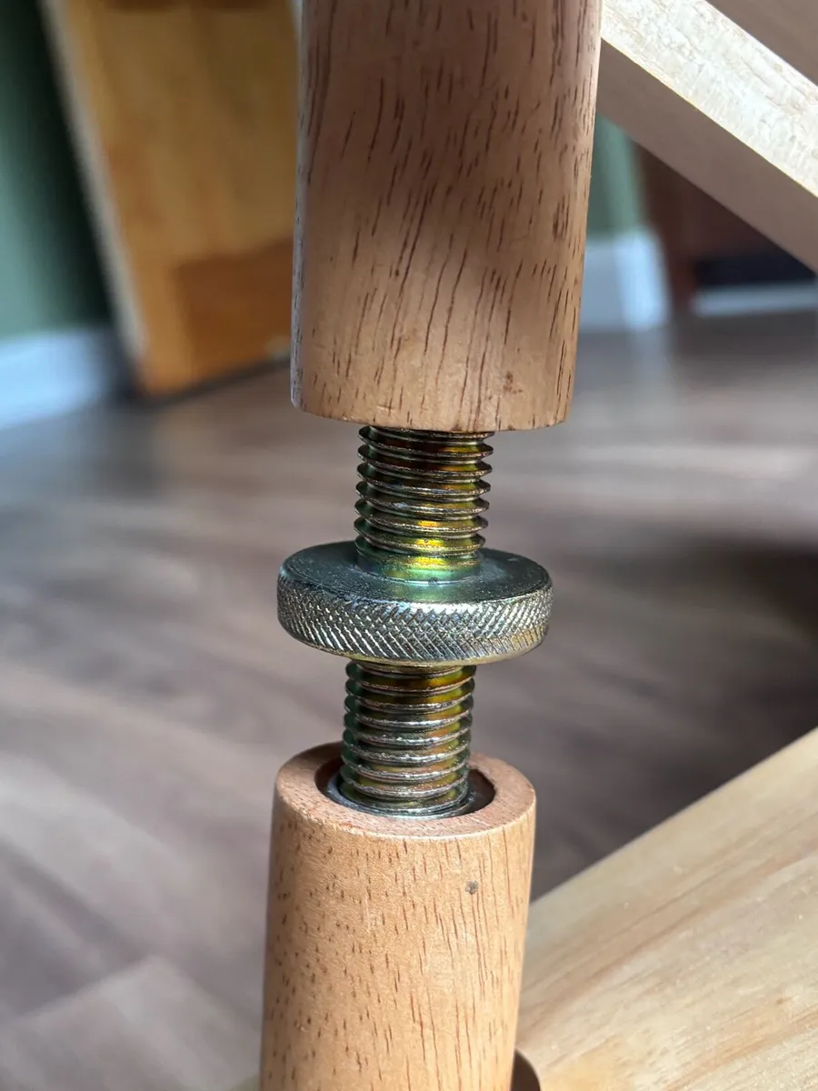 Kneeling Chair - Image 3