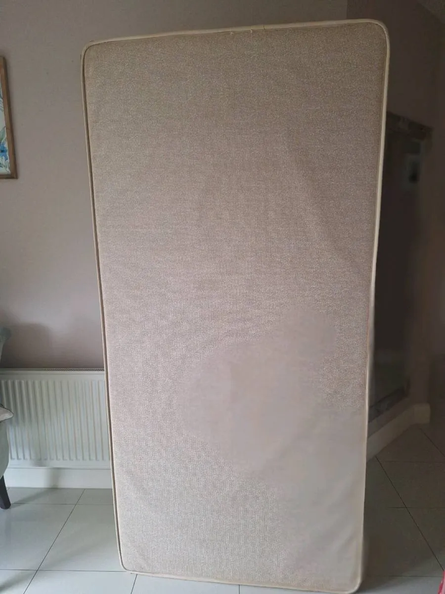 Single bed base - Image 1