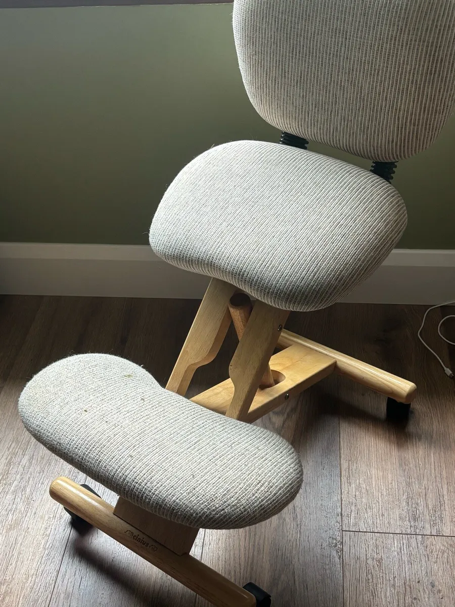 Kneeling Chair - Image 1