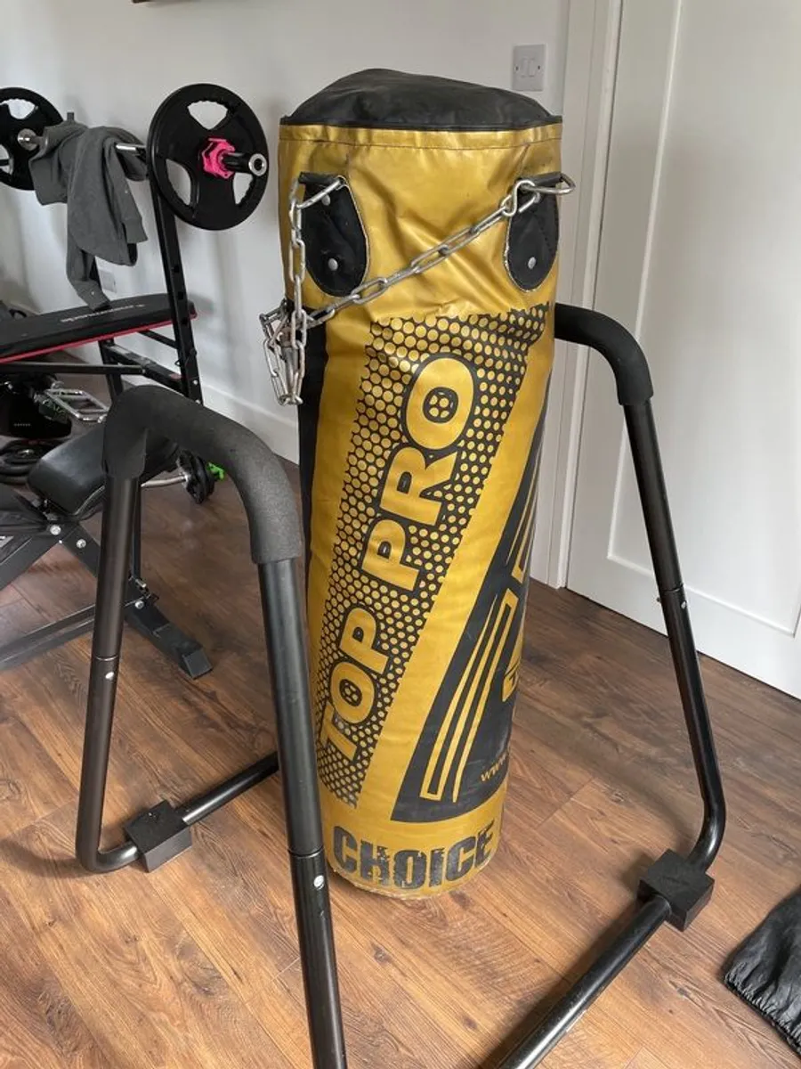 Punchbag 4ft - Image 1