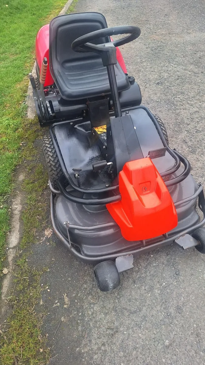 Front deck mower - Image 3