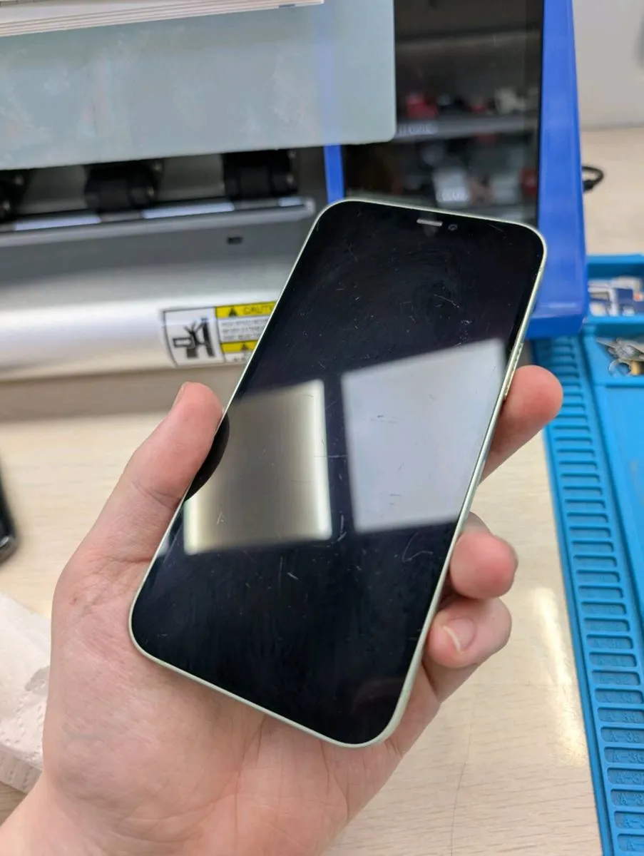 iPhone 12 64gb - Image 3